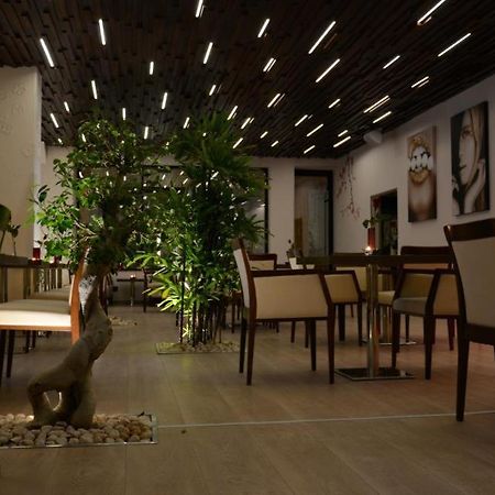 دروبيتا تورنو سيفيرين Zenti Plaza Hotel المظهر الخارجي الصورة